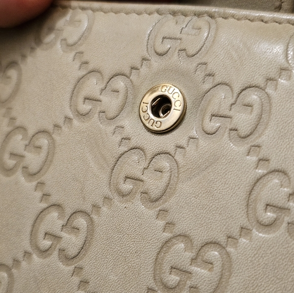 Authentic Gucci wallet with bow - Picture 10 of 13